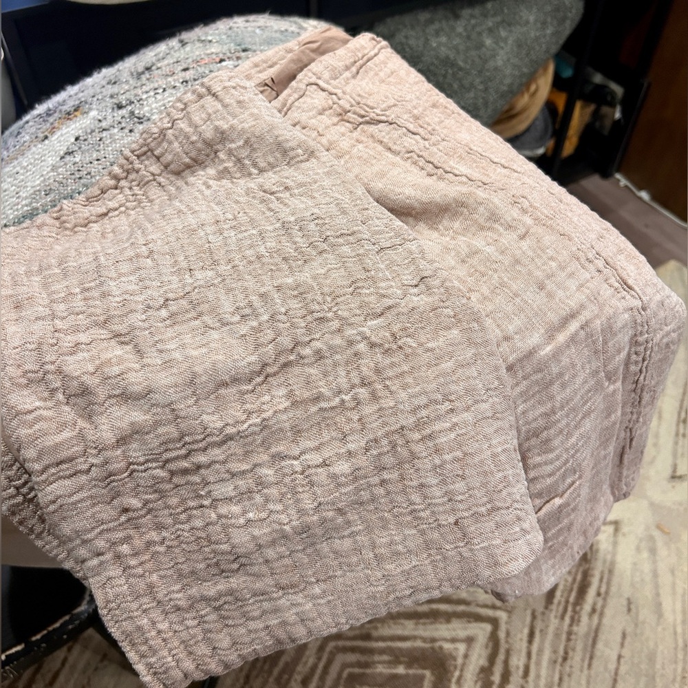 Pottery Barn king pillow shams (2)  linen blend pink-beige